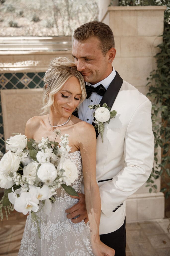 Green and white San Diego Wedding color Palettes first look