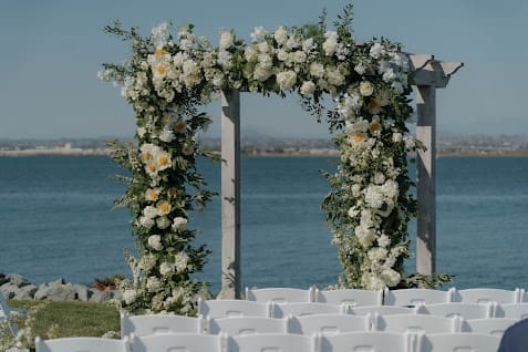 neutral and champagne San Diego Wedding color Palettes ceremony florals